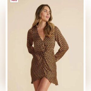 Mini brown and black geometric print dress with long sleeves and wrap tie